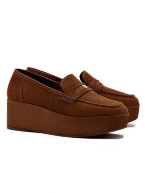Larroudé Suki Platform/Flatform Loafer, Burnt Umber suede, size 8.5 (EU 38.5).